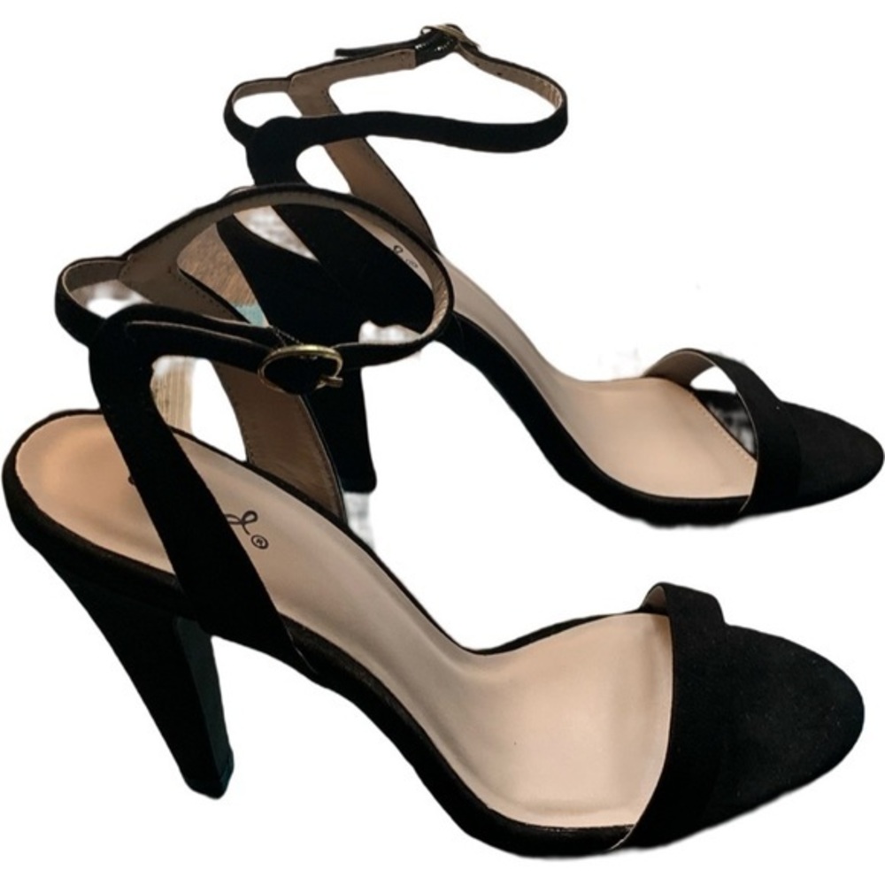 NIB Qupid Black Suede Ankle Strap Sandals Szs 5.5, 7, 8